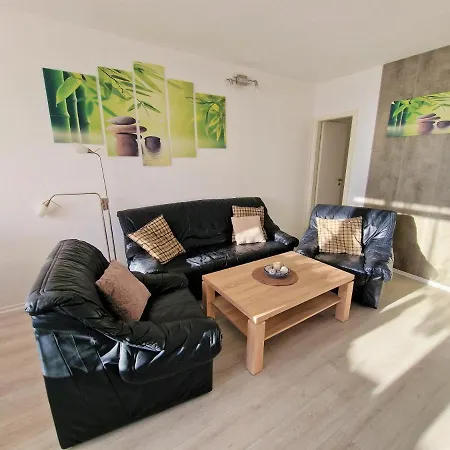 Apartment L01-003